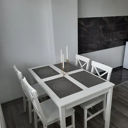 San Lägenhet *